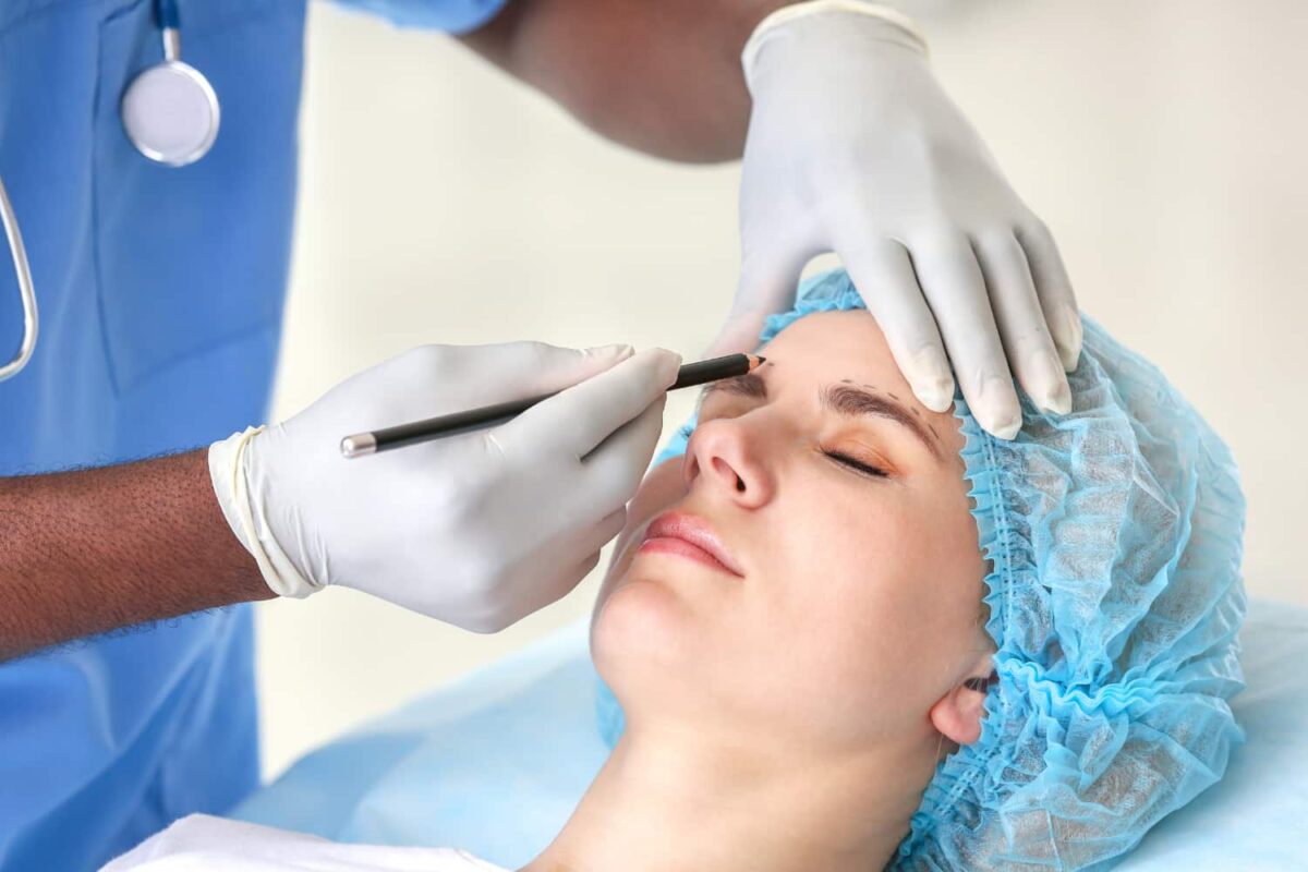 blefaroplastia-marcar-dr.-telich-vidal-002-SD-1200x800.jpg